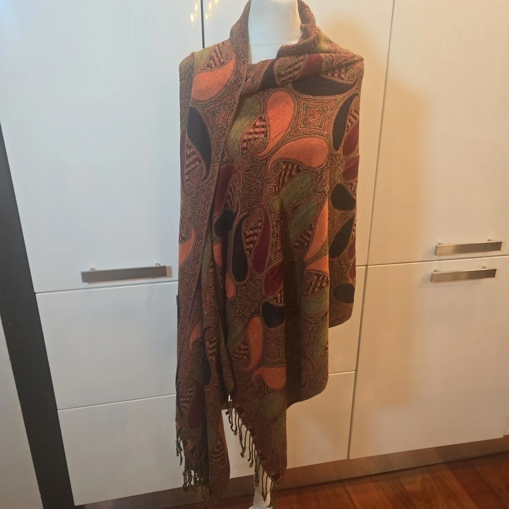 Cashmere Silk Pashmina Fringe Oversized Paisely Burgungdy Brown Scarf Shawl